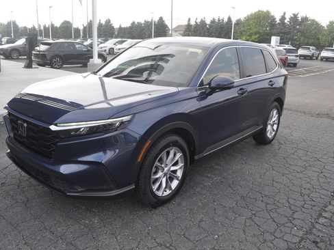 Used 2024 Honda CR-V EX-L image 3