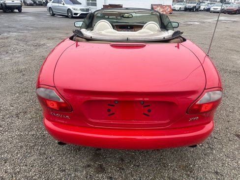 Used 2000 Jaguar XK8 Convertible image 6