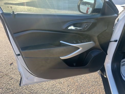 Certified 2024 Chevrolet Trax LS w/ LS Convenience Package image 11