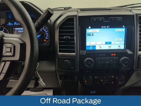 Used 2017 Ford F450 XLT w/ XLT Premium Package image 17