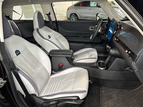 Used 2026 MINI Cooper 2-Door Hardtop FWD image 12