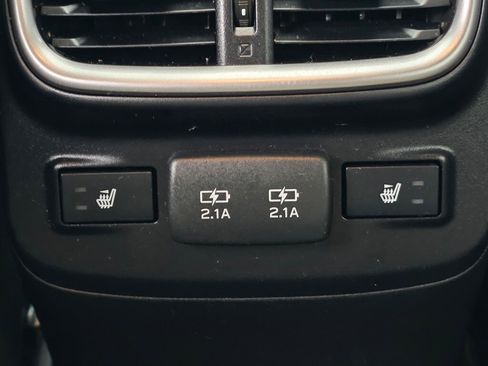 Used 2020 Subaru Outback Limited image 20