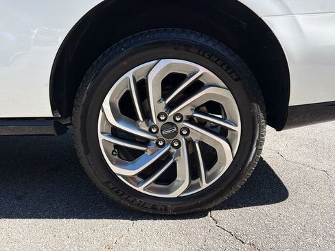 New 2026 Lincoln Navigator Reserve AWD/4WD image 21
