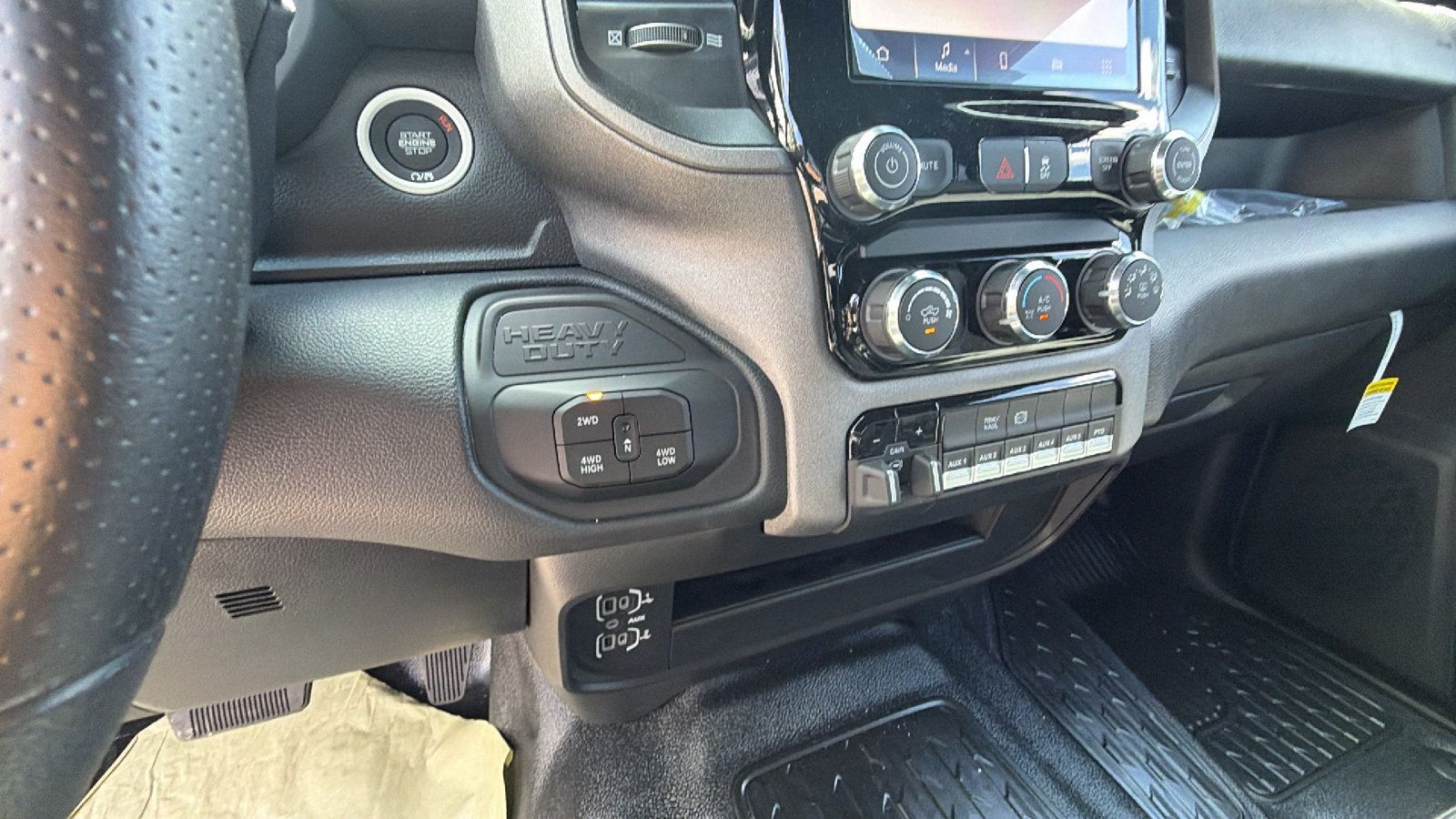 New 2026 RAM 3500 Tradesman w/ Chrome Appearance Group A AWD/4WD image 23