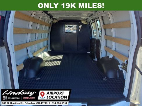 Used 2024 GMC Savana 2500 w/ Driver Convenience Package image 21