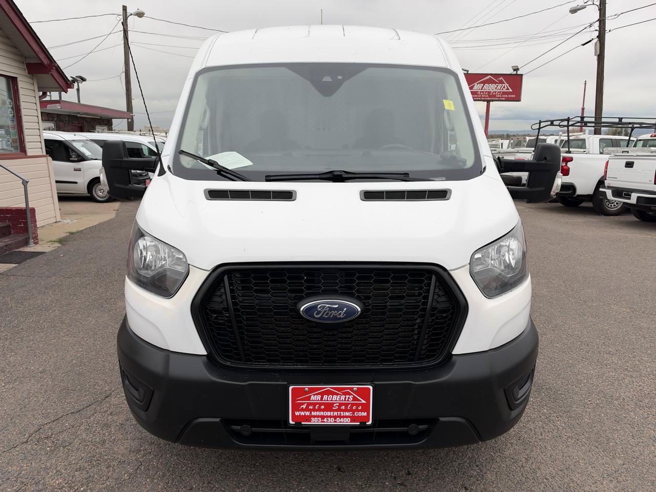 Used 2022 Ford Transit 250 Medium Roof AWD w/ Interior Upgrade Package image 3
