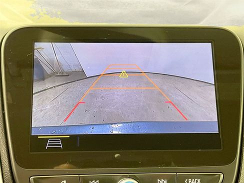 Used 2020 Chevrolet Equinox Premier w/ LPO, Floor Liner Package AWD/4WD image 6