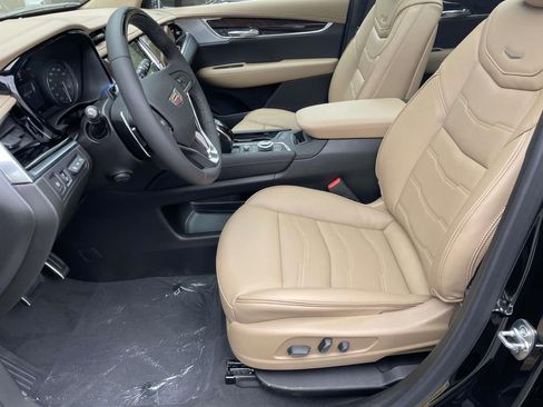 New 2025 Cadillac XT6 Sport w/ Platinum Package image 23