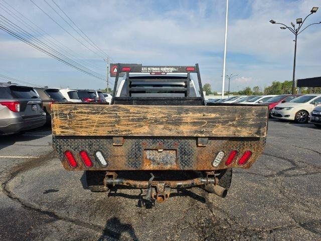 Used 2004 Chevrolet Silverado 2500 LS w/ Heavy-Duty Power Package AWD/4WD image 6
