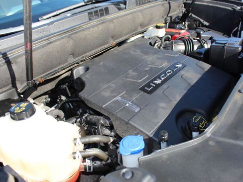 Used 2018 Lincoln MKX Reserve w/ Lincoln MKX Climate Package image 33