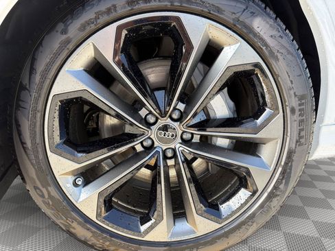 New 2026 Audi Q7 Premium Plus AWD/4WD image 8