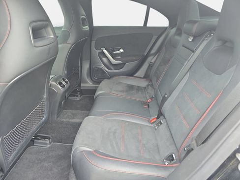 Used 2023 Mercedes-Benz CLA 250 4MATIC image 13