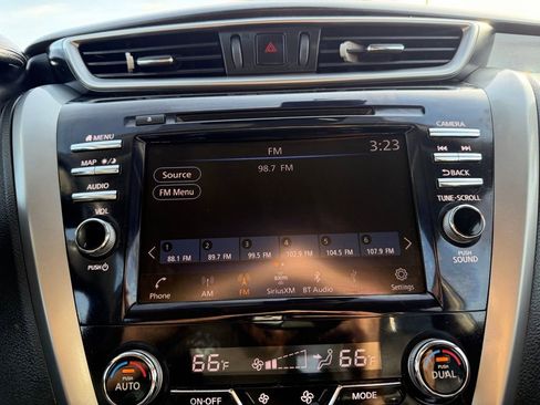 Used 2022 Nissan Murano SL w/ SL Moonroof Package image 37