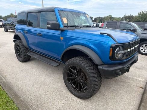 Used 2025 Ford Bronco Badlands AWD/4WD image 3