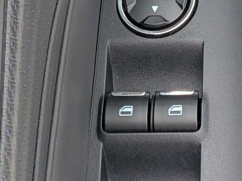 Used 2025 Ford Mustang Premium image 15