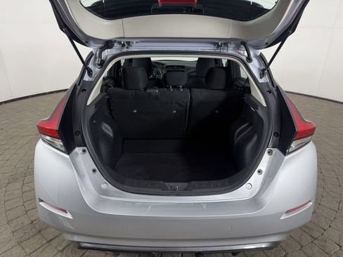 Used 2024 Nissan Leaf S image 7