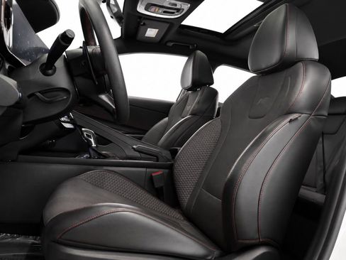 Used 2025 Hyundai Elantra N Line FWD image 13