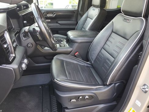 Used 2023 GMC Sierra 1500 AT4X AWD/4WD image 18