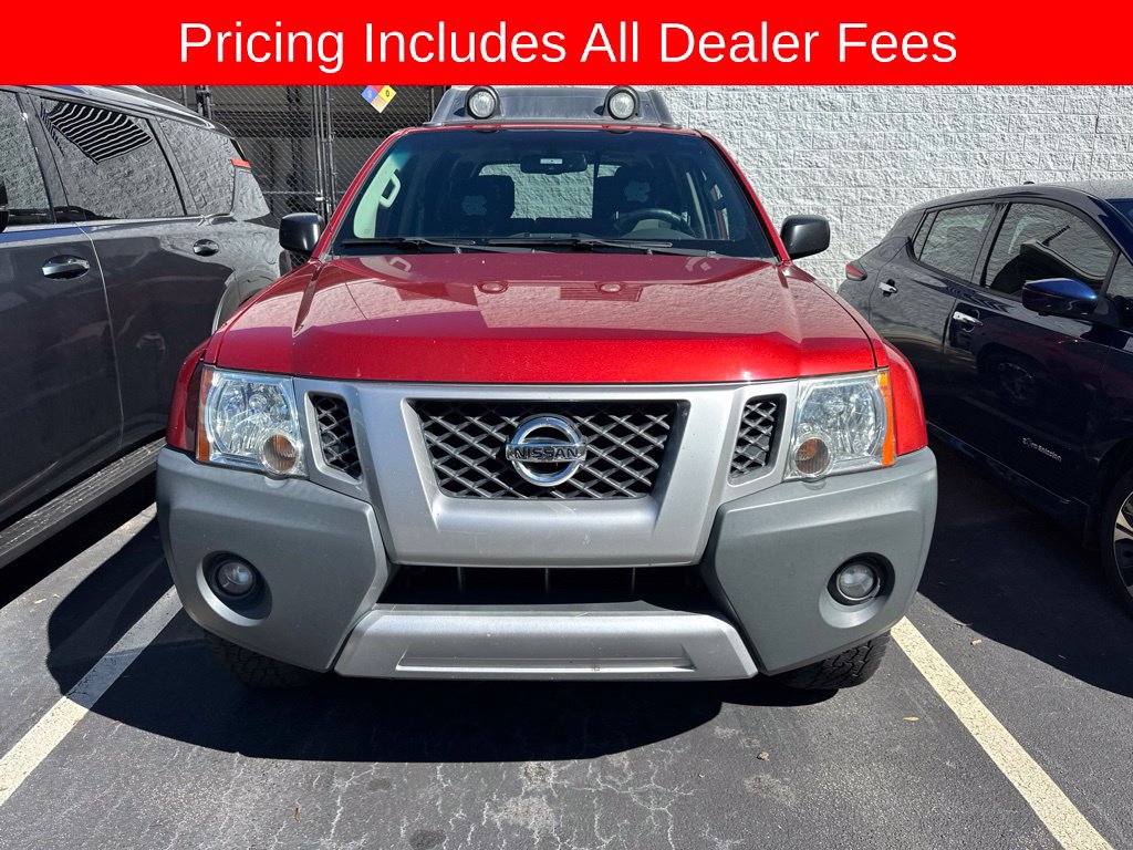 Used 2014 Nissan Xterra PRO-4X AWD/4WD image 2