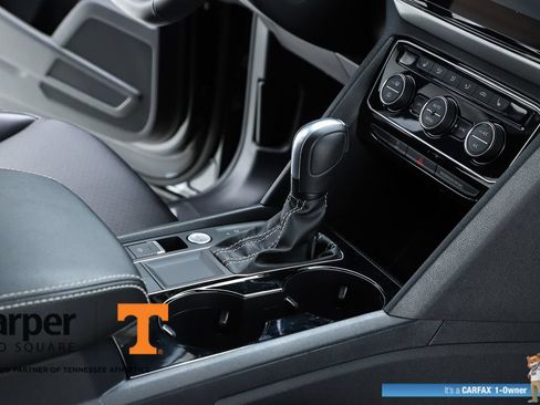 Used 2023 Volkswagen Atlas Cross Sport SE w/ Panoramic Sunroof Package FWD image 33