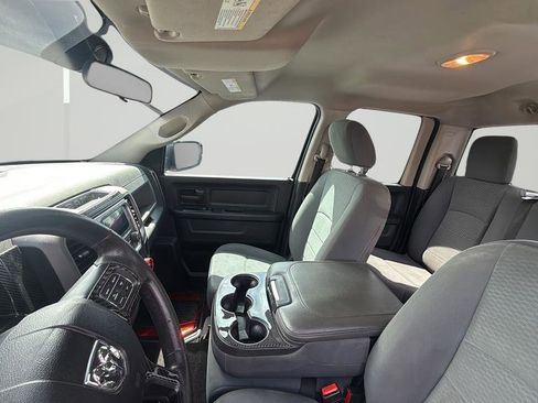 Used 2017 RAM 1500 Express AWD/4WD image 29