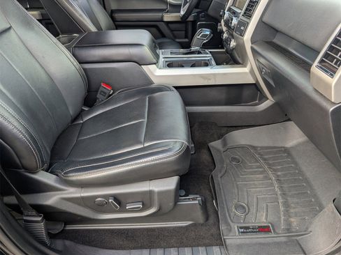 Used 2018 Ford F150 Lariat w/ Equipment Group 502A Luxury image 29