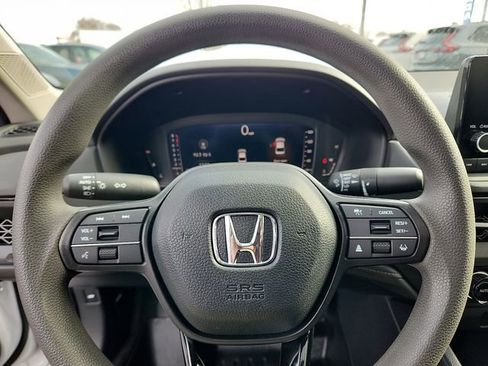 Used 2024 Honda Accord EX image 19