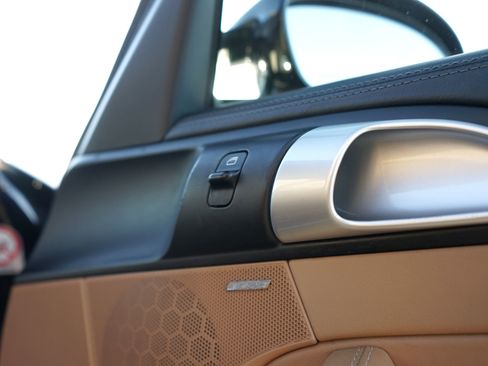 Used 2007 Porsche 911 Carrera 4S image 33