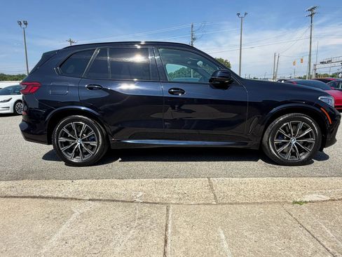Used 2019 BMW X5 xDrive40i w/ M Sport Package AWD/4WD image 23