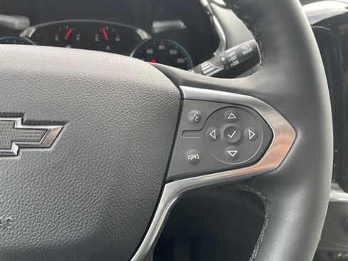 Used 2023 Chevrolet Traverse RS AWD/4WD image 16