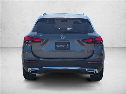 Used 2026 Mercedes-Benz GLA 250 image 7