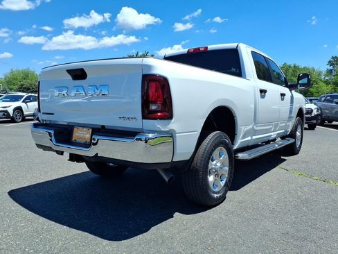 Certified 2026 RAM 2500 Big Horn AWD/4WD image 15