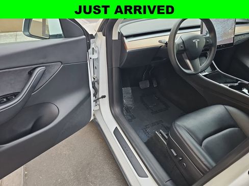 Used 2021 Tesla Model Y Long Range AWD/4WD image 10