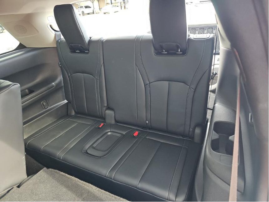 Used 2023 INFINITI QX60 Pure FWD image 17