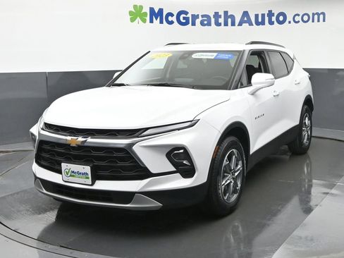 Used 2023 Chevrolet Blazer LT w/ Sound & Technology Package image 16