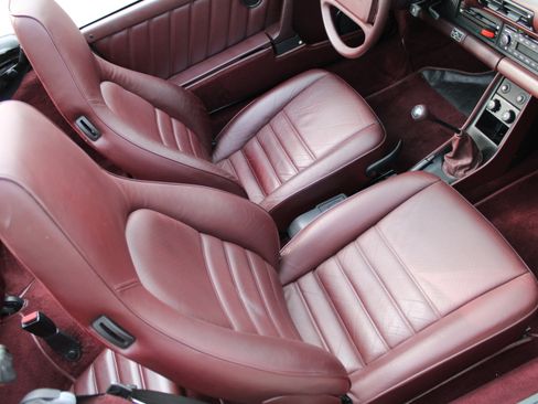 Used 1987 Porsche 911 Carrera image 33