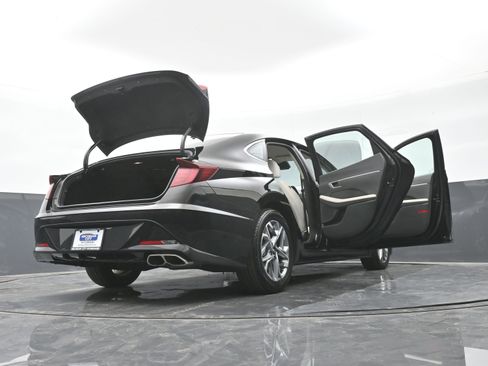 Used 2022 Hyundai Sonata SEL w/ Preferred Accessory Package image 50