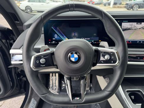 Used 2023 BMW 760i xDrive image 28