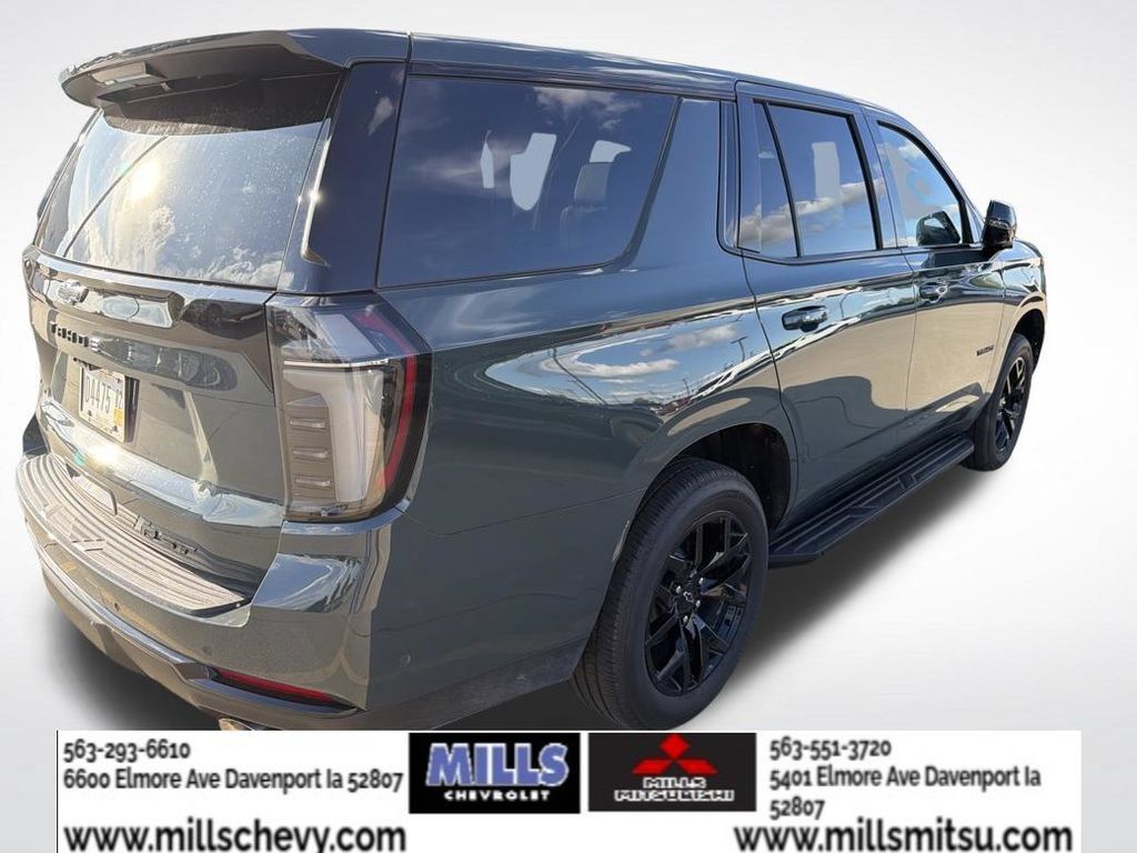 Used 2026 Chevrolet Tahoe RST w/ RST Performance Edition AWD/4WD image 3