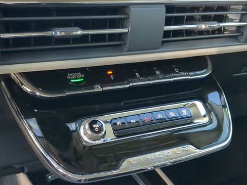 New 2026 Lincoln Corsair Premiere FWD image 19
