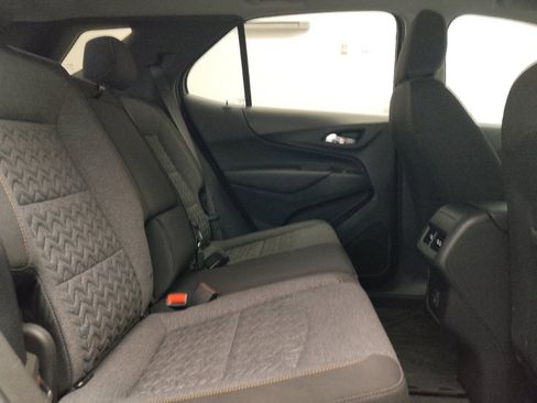 Used 2023 Chevrolet Equinox LT image 19