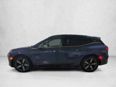 New 2026 BMW iX xDrive60 image 9