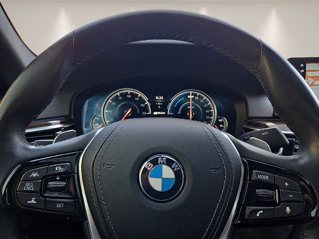 Used 2018 BMW 530e RWD image 24