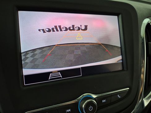 Used 2023 Chevrolet Equinox LT w/ LPO, Floor Liner Package image 18