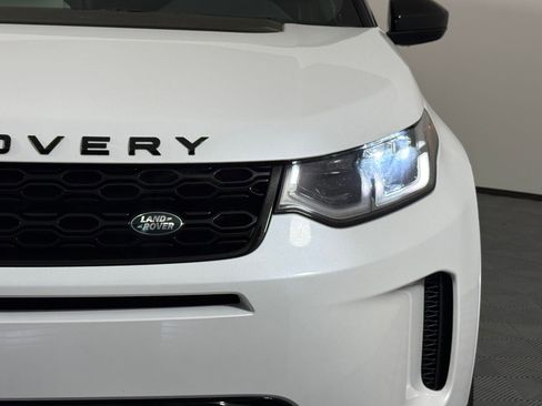 Used 2023 Land Rover Discovery Sport SE R-Dynamic image 12