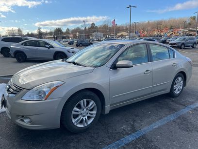 Used 2010 Nissan Altima 2.5 S w/ Convenience Plus Pkg