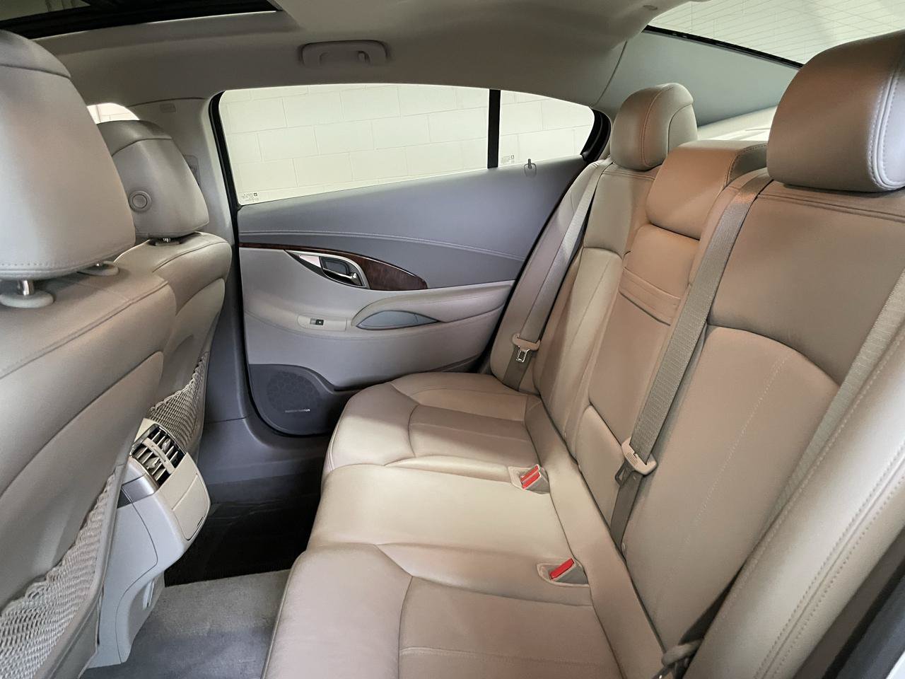 Used 2010 Buick LaCrosse CXL w/ Luxury Package AWD/4WD image 18
