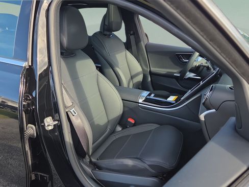 Certified 2026 Mercedes-Benz C 300 Sedan image 17
