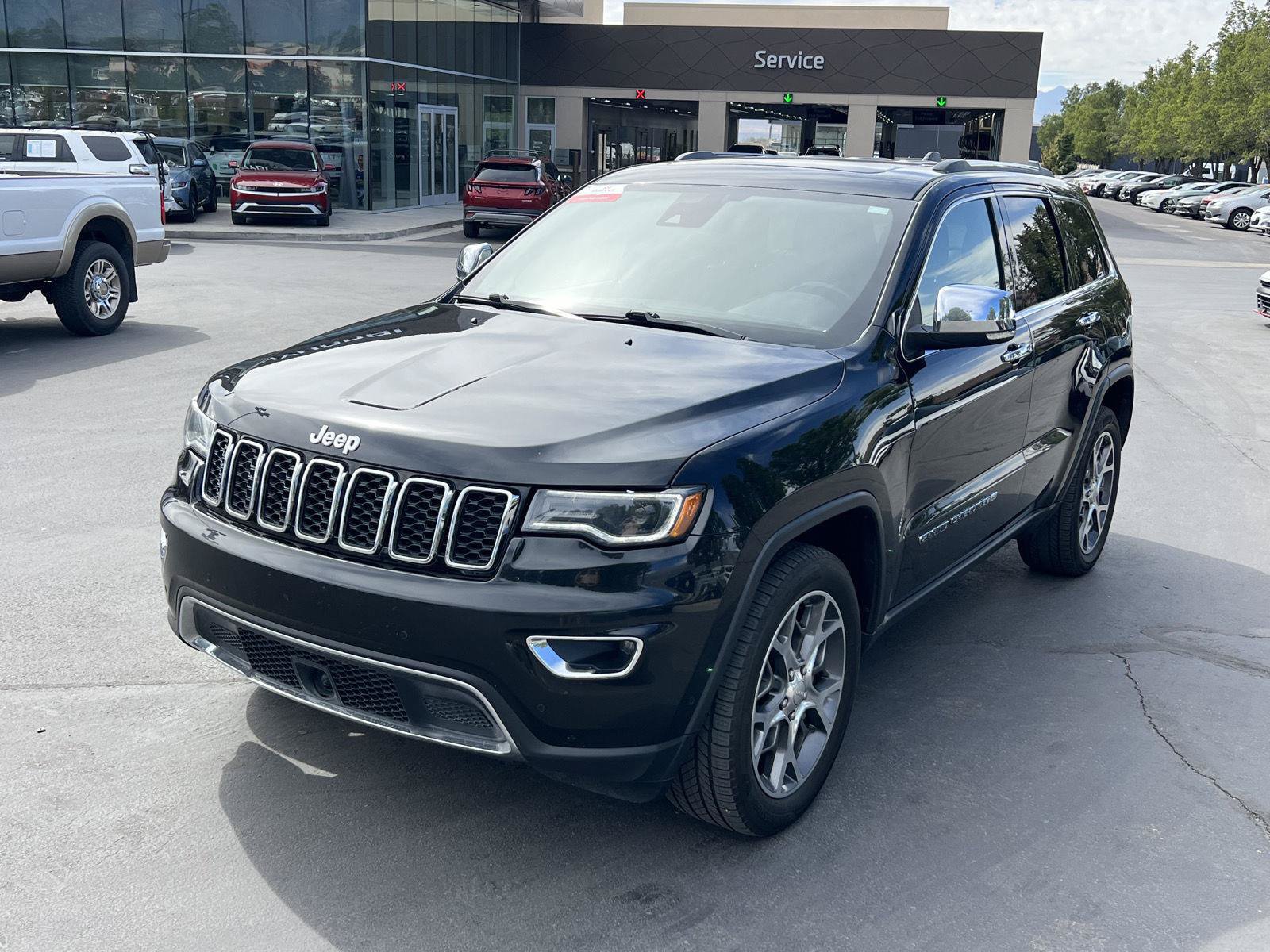 Used 2022 Jeep Grand Cherokee Limited w/ Trailer Tow Group IV AWD/4WD image 10