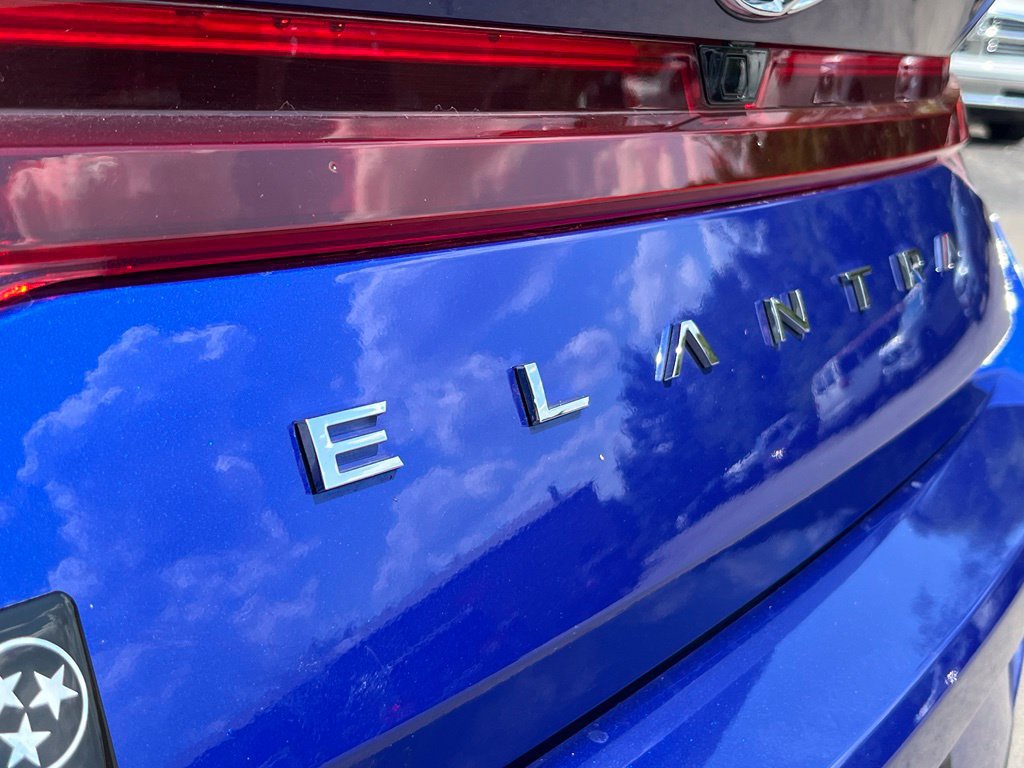 Used 2023 Hyundai Elantra SEL FWD image 8
